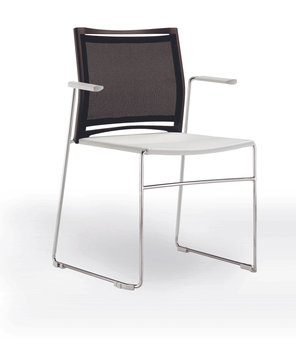 Web стул на полозьях с подлокотниками и спинкой-сеткой