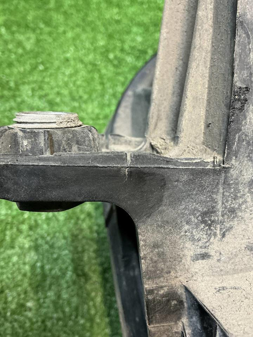 Фара левая Mercedes V w447 (2014-н.в.) LED