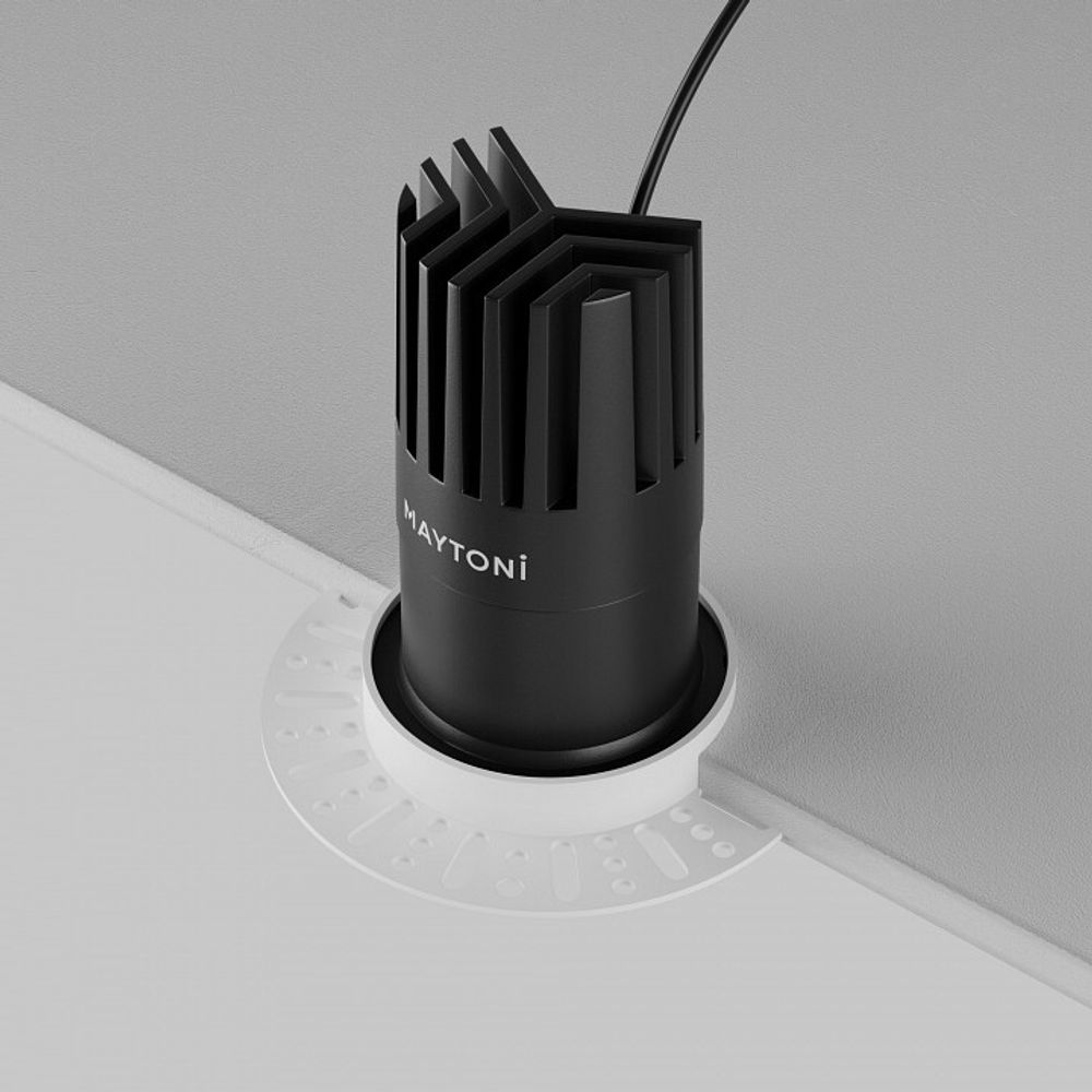 Встраиваемый светильник Maytoni Dip DL122-15W-2.7K-TRS-B