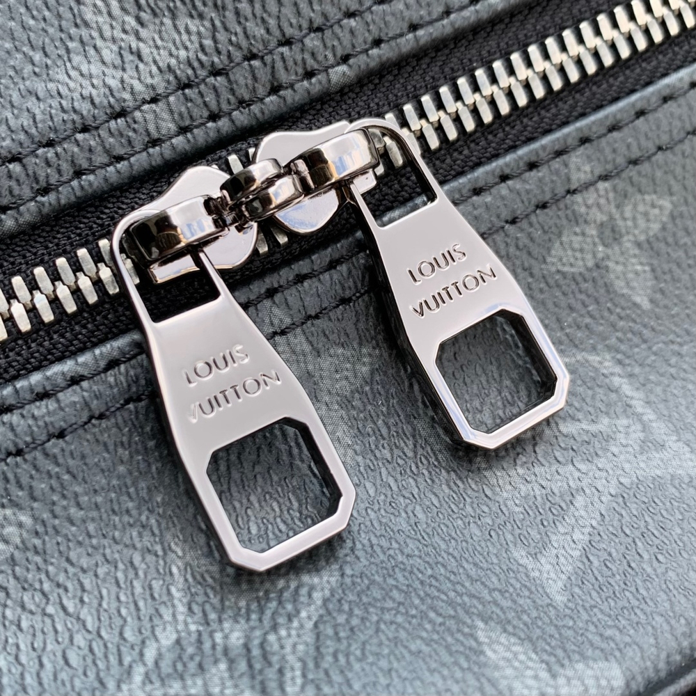 Louis Vuitton Weekender Bag