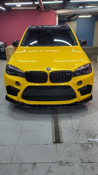 Пленка желтый глянец Metal Paint Maple Leaf Yellow Carbins