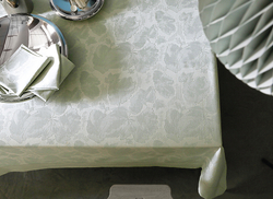 Скатерть 170x300 и 12 салфеток Blanc des Vosges Flora celadon Франция фото