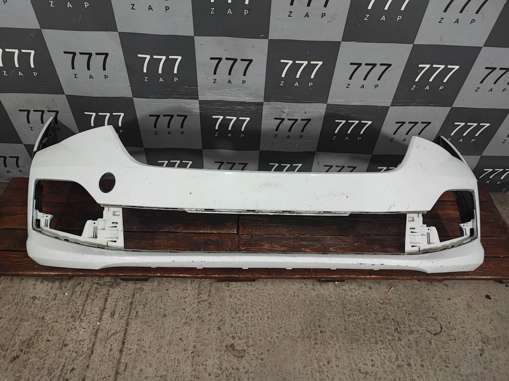 Бампер передний Skoda Rapid 2 20-нв Б/У Оригинал 60U807221M