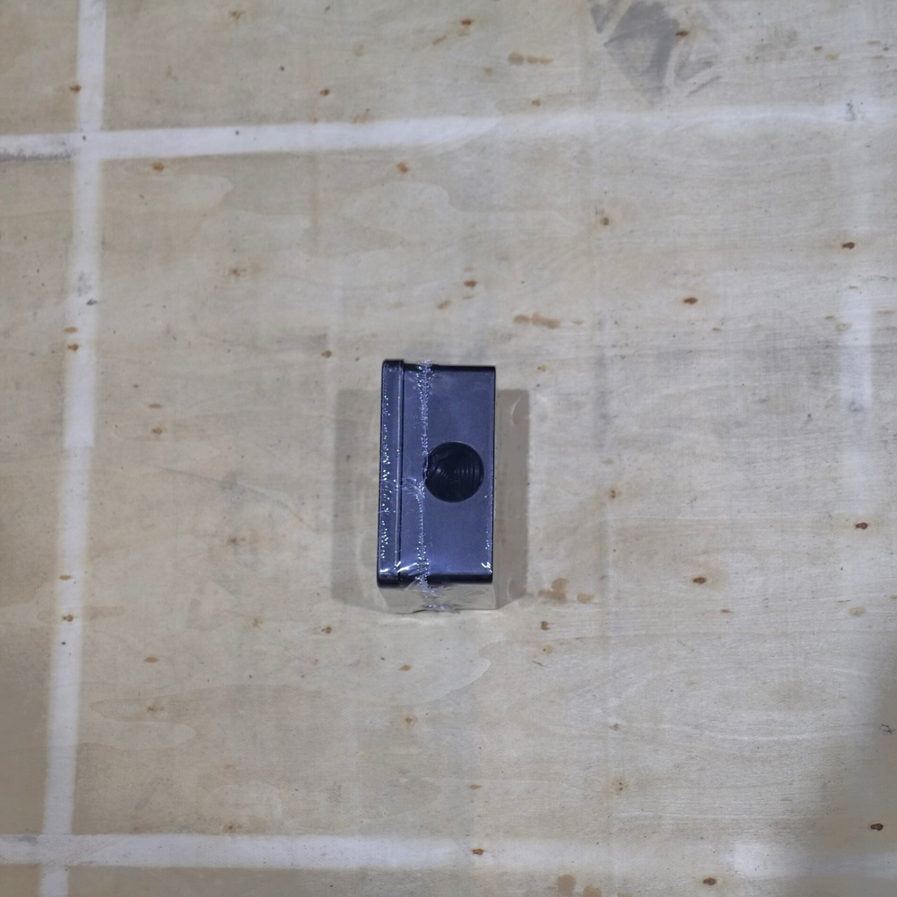 Коробка распределительная 60-0300-9005 для прямого монтажа 2-компонентная безгалог. (HF) черная 100х100х50 (1 шт/уп) Промрукав