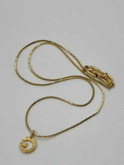 Кулон-лого Givenchy