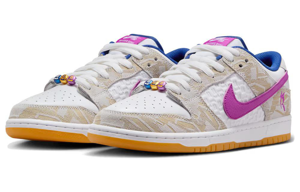 Кроссовки Rayssa Leal X Nike Dunk Sb "Pure Platinum And Vivid Purple"