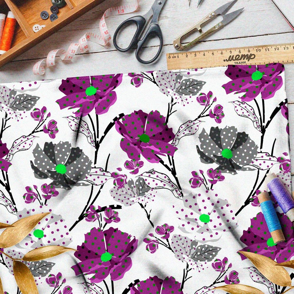 Ткань габардин контрастные цветы на белом фоне с яркими акцентами