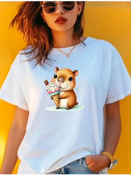 Футболка белая с капибарой мороженое
