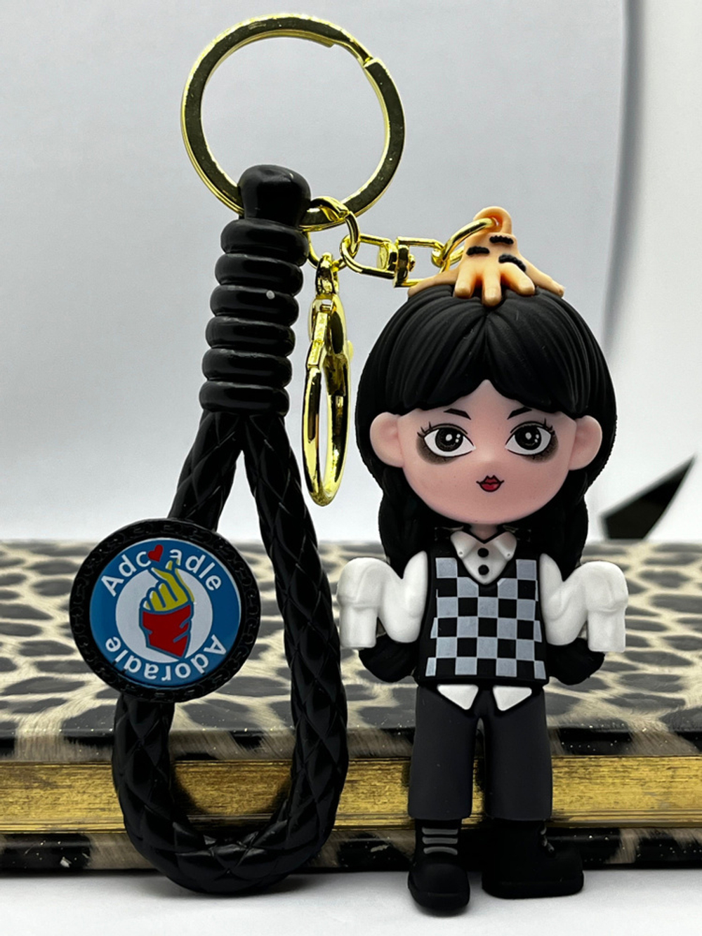 Брелок игрушка/из сериала «Уэнздей»