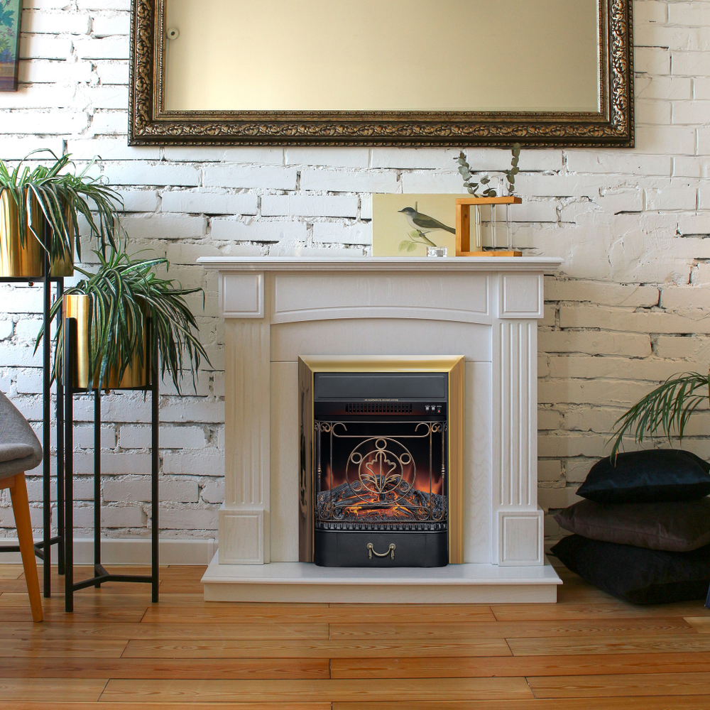 Каминокомплект Real Flame Andrea WT с очагом Majestic Lux Brass