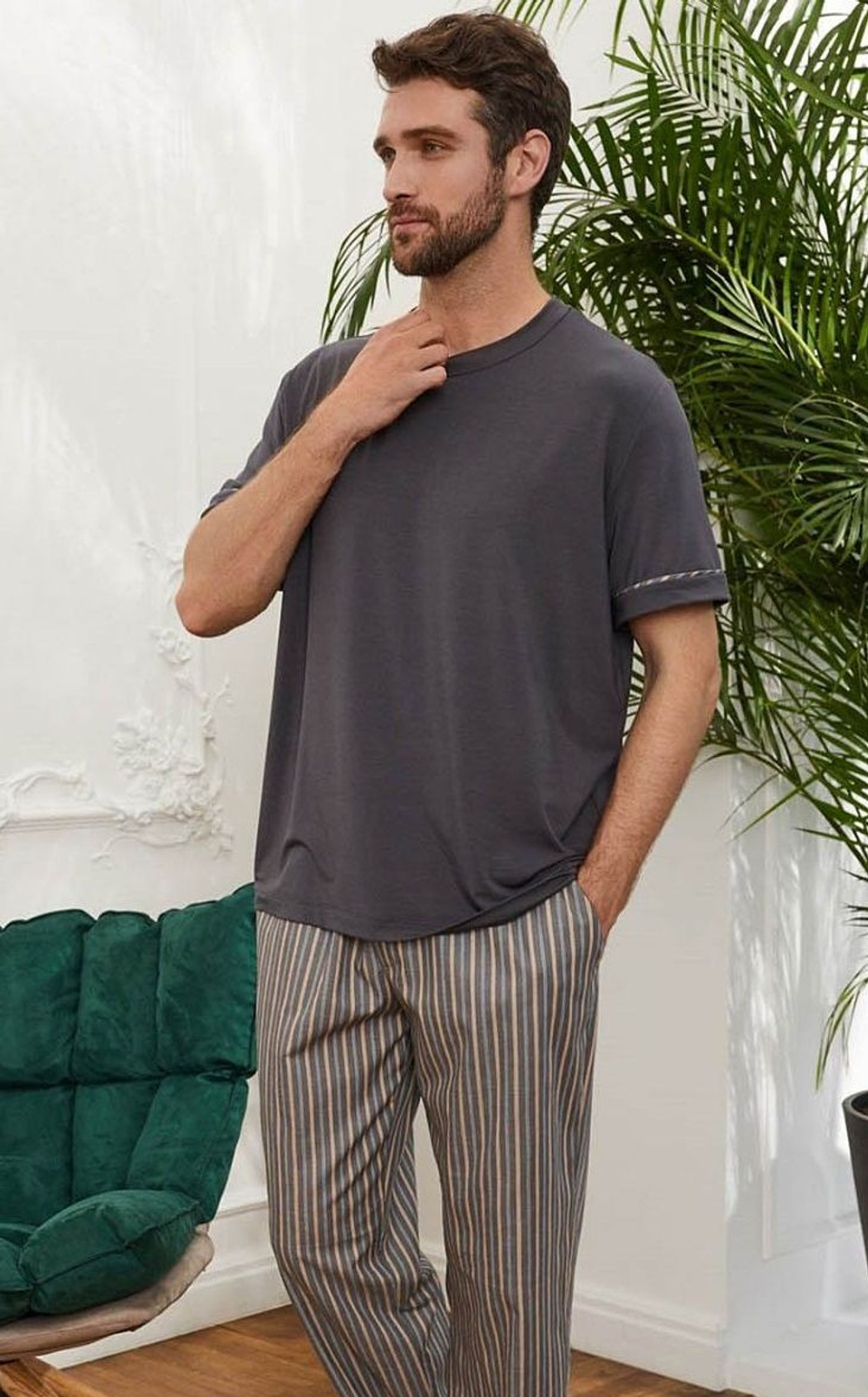 Удобная футболка из поливискозной ткани (Размер: L) (Цвет: серый)