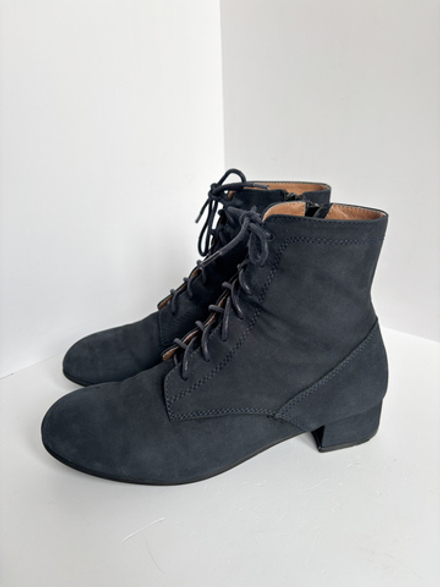 Замшевые ботинки Age of Innocence, 32