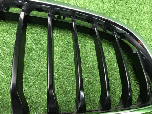 Решетка радиатора правая BMW 4er F32 (2013-2020)