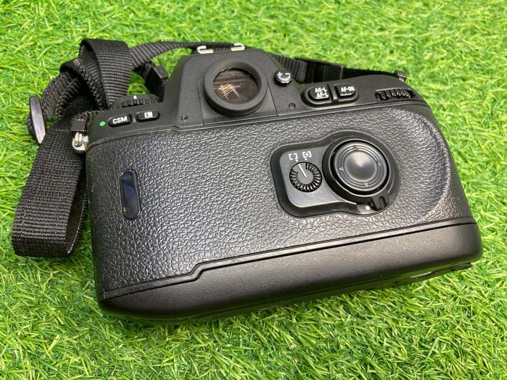 Nikon F100 Как Новый