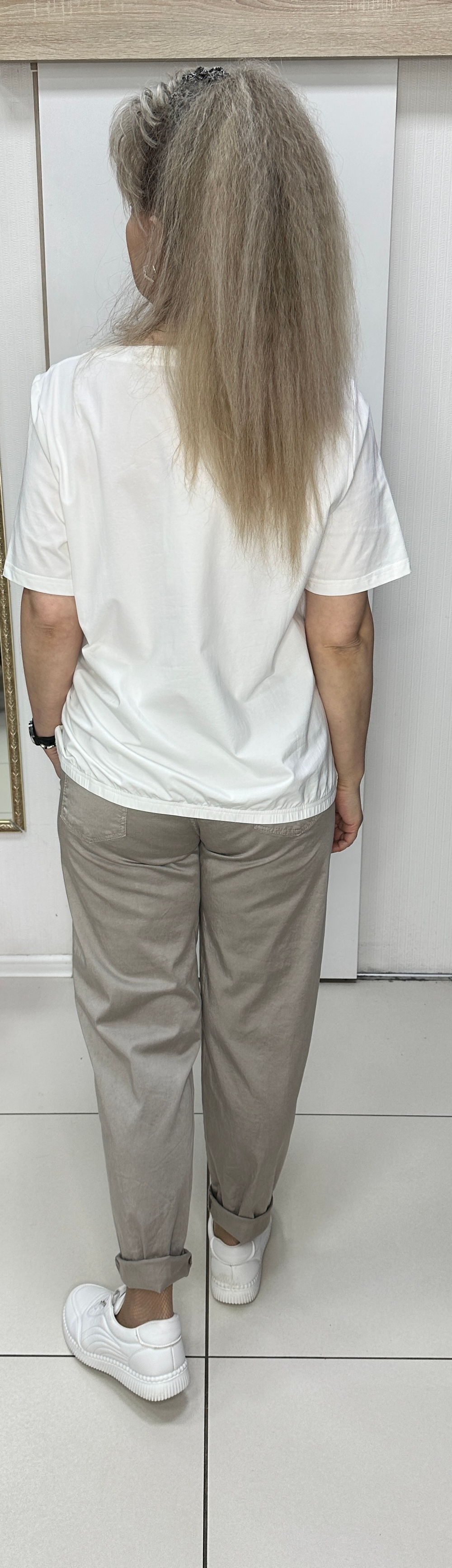 Блузон в молочном цвете с принтом из листьев