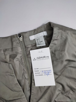 Платье H&M лаконичное 42 размер