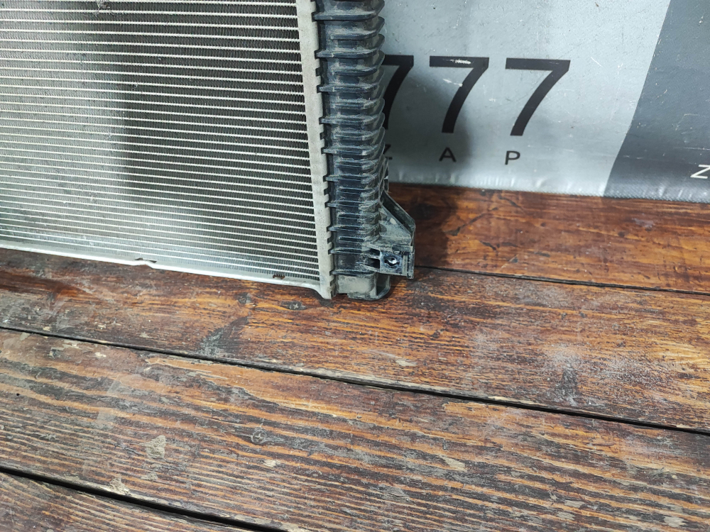 Радиатор двигателя Chery Tiggo 7 Pro, Chery Tiggo 8 Pro  Б/У Оригинал 302000021AA