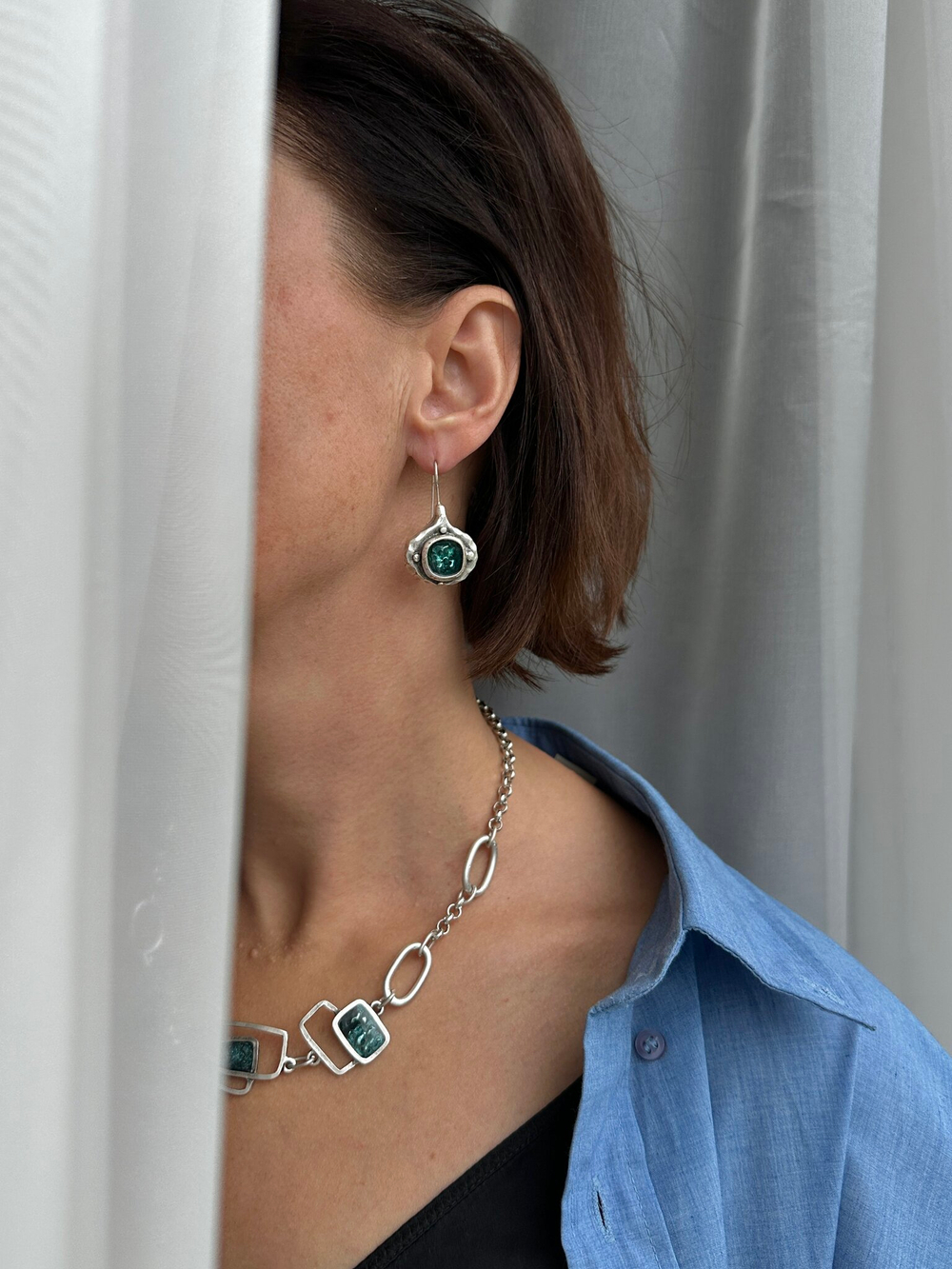 HMG MT Enamel Silver Серьги mix арт.0950, овалы на петле с бирюзовой эмалью