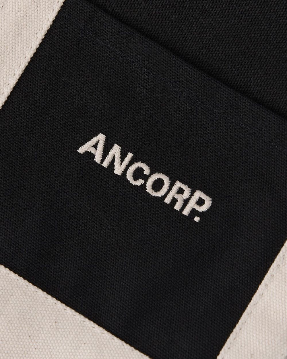 Купить Сумка Ancorp Тоут из канваса черная Сумка Ancorp Тоут из канваса черная