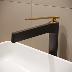 Смеситель для раковины STWORKI Аулум S06020BG матовый черный, матовое золото