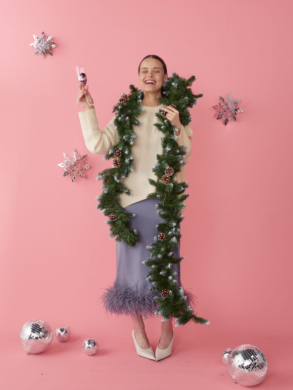 ЮБКА САТИНОВАЯ С ПЕРЬЯМИ GREY