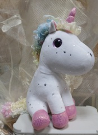 Единорог белый, 26 см, сидит