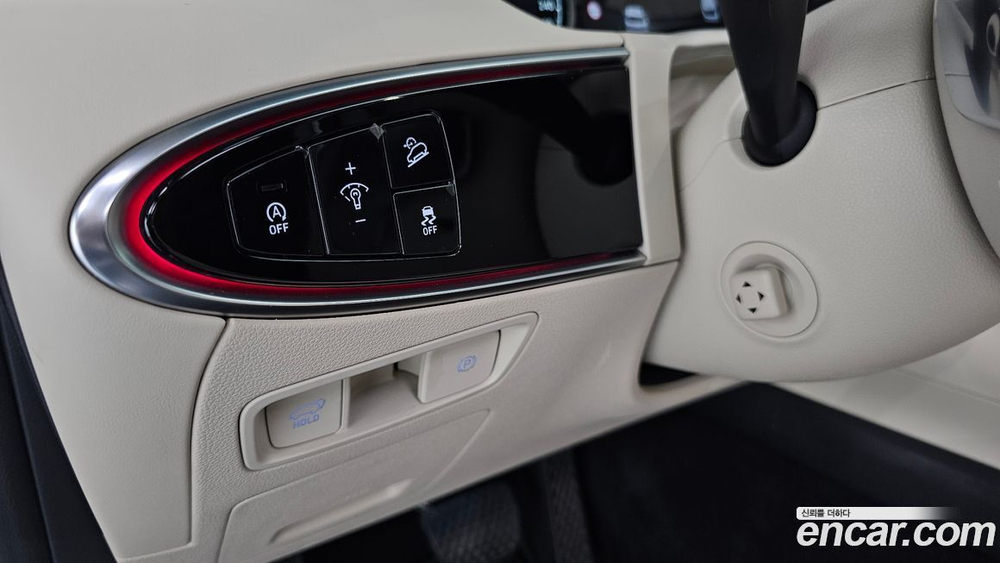 Genesis GV70 2.5T Бензин AWD (11.2022)