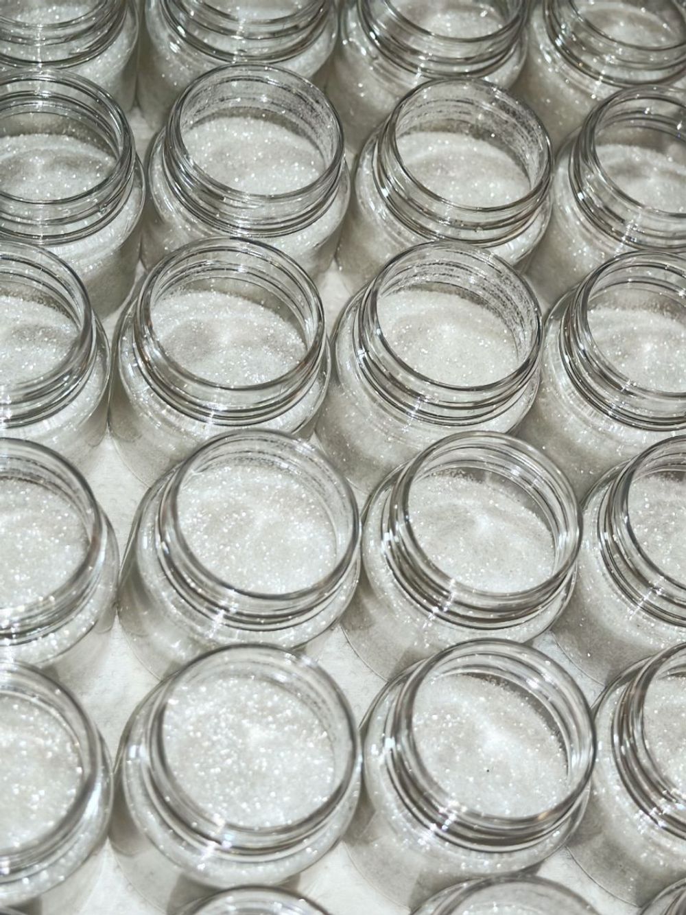 Блёстки Глиттер 301-06мм Белый прозрачный глянец - универсальные