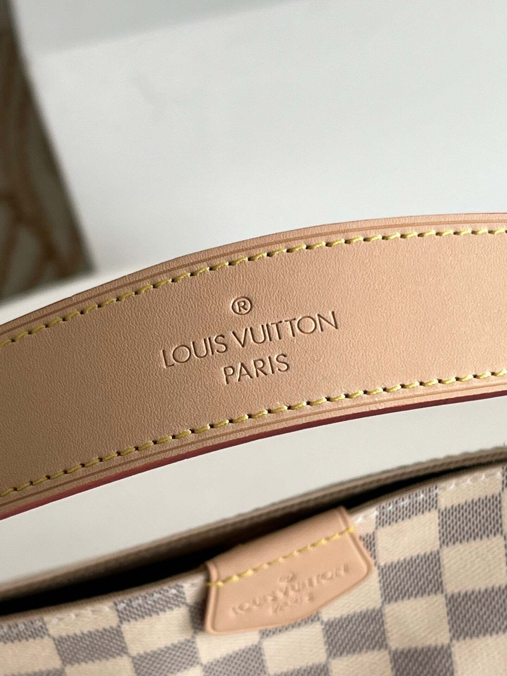 Louis Vuitton Graceful PM