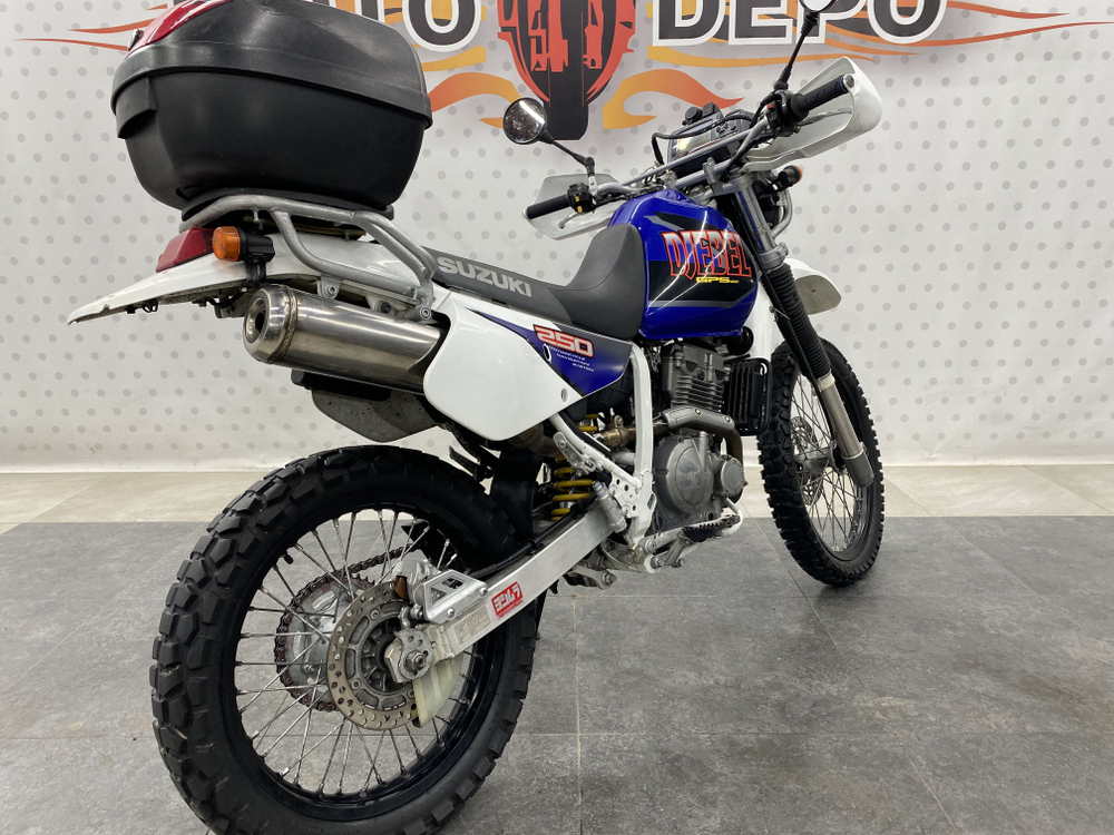 Suzuki Djebel 250 GPS 1998