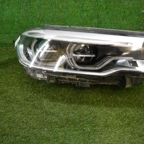 Битая Фара правая BMW 5er G30 (2017-2020) Adaptive LED