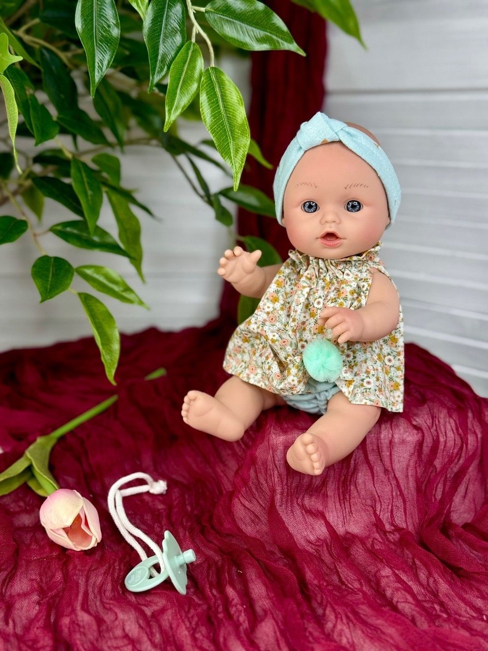 Пупс Nines 24см Golosito Girl (N0544A6)