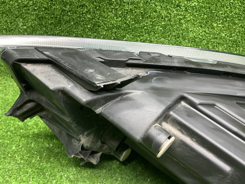 Фара правая Lada Granta (2018-н.в.) галоген