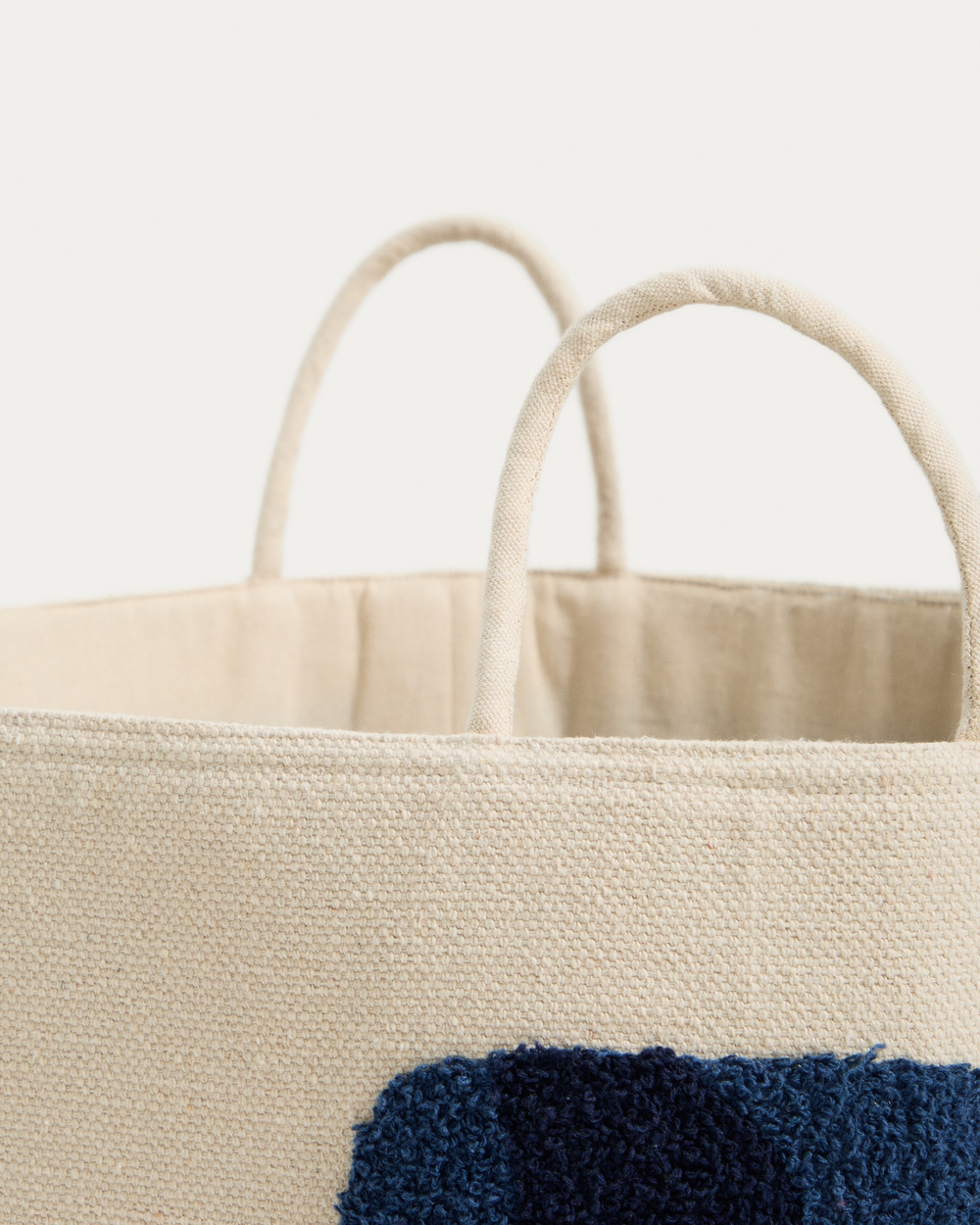 Корзина из хлопка Tandani бежевого цвета с синим слоном 30 см