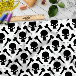 Ткань лён чёрные черепа и кости на бежевом фоне