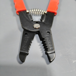 Щипцы для зачистки кабеля до 5,5мм2