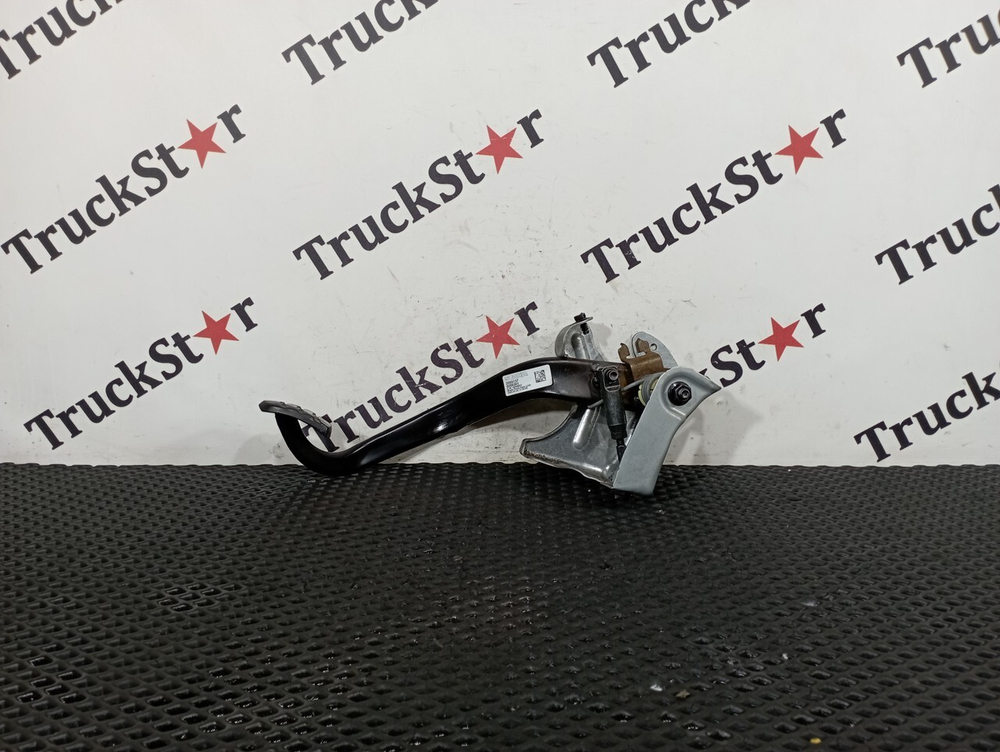 Педаль тормоза 2020г.