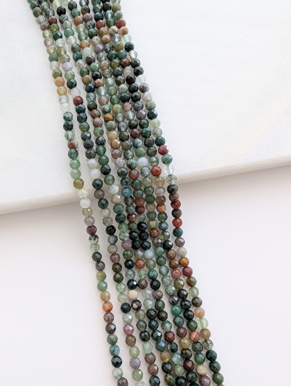 Индийский агат, шар в огранке 3мм