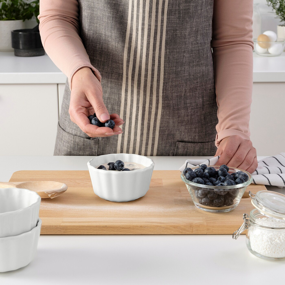 IKEA VARDAGEN  (ИКЕА ВАРДАГЕН)  -  Блюдо для торта, крем, 11 см