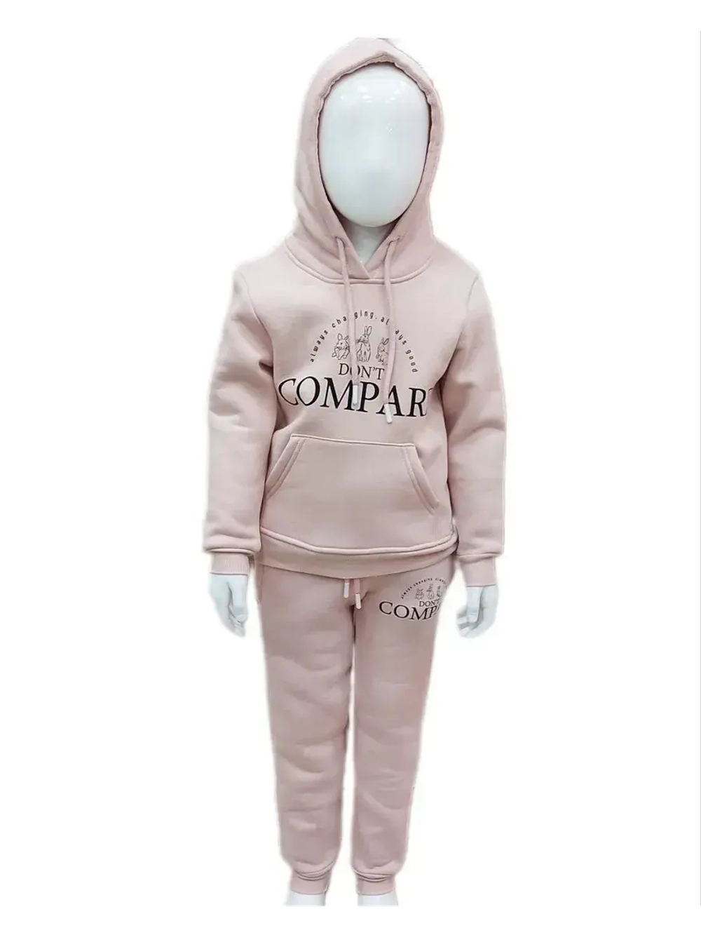 Спортивный костюм для девочки с начесом.