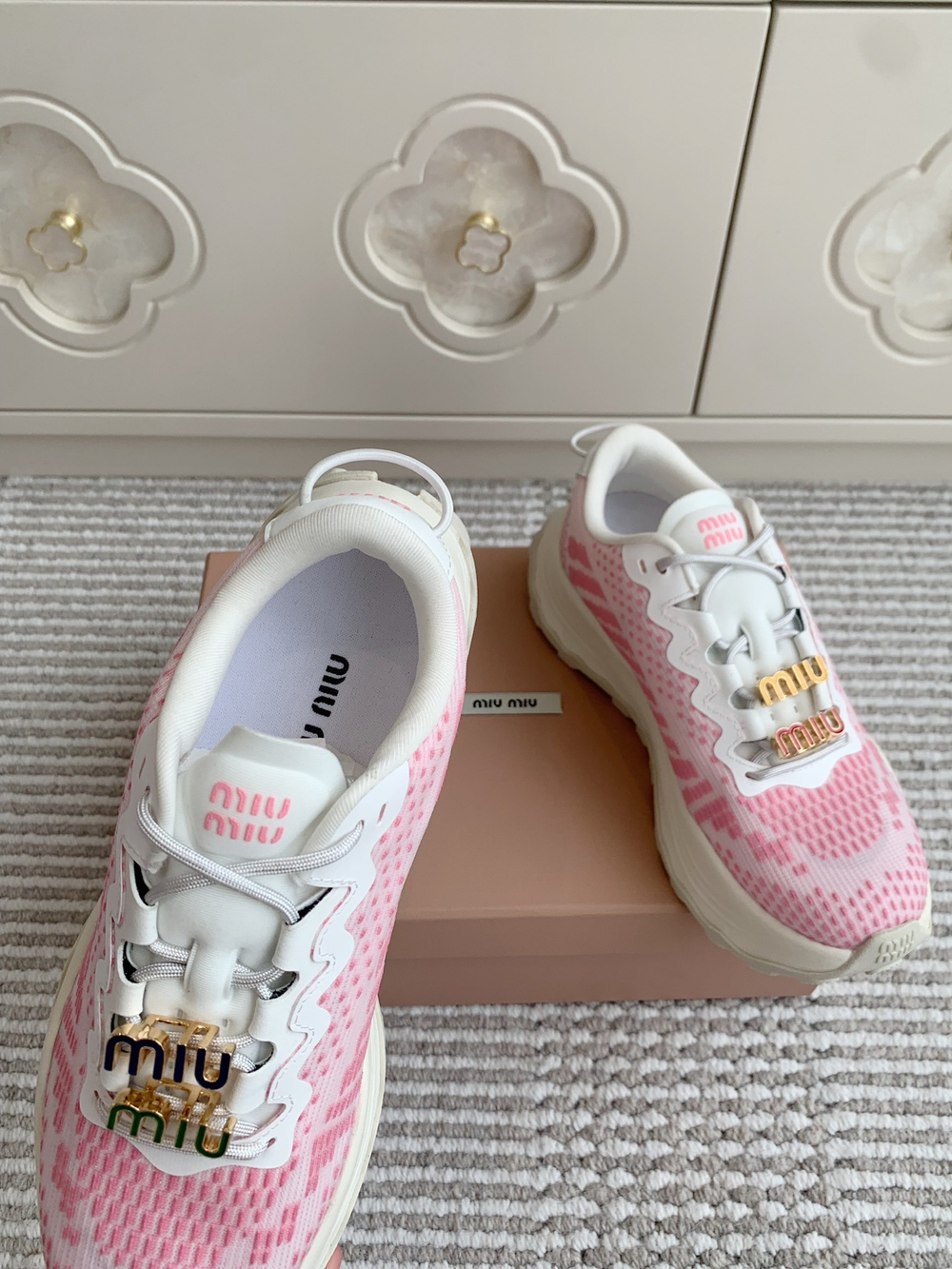 Miu Miu Sneaker