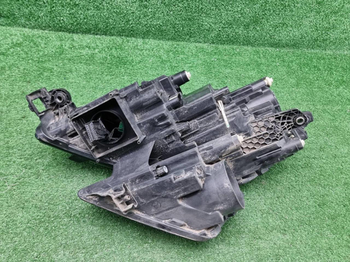 Фара правая Skoda Kodiaq (2016-2022) LED