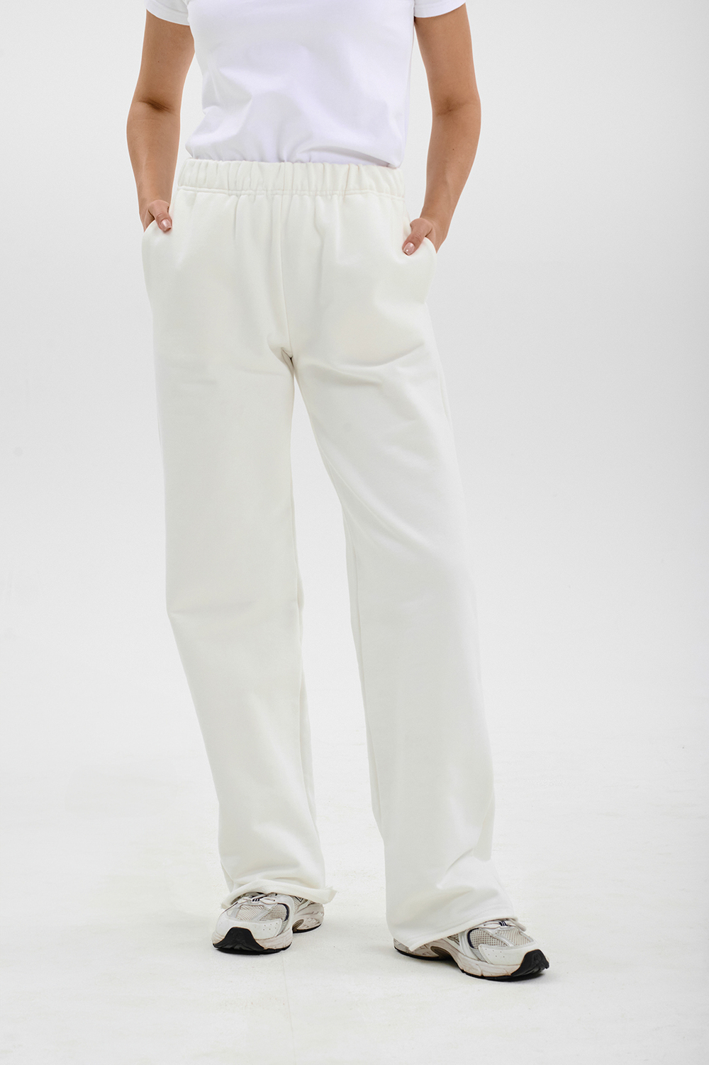 Брюки wide leg из футера молочные