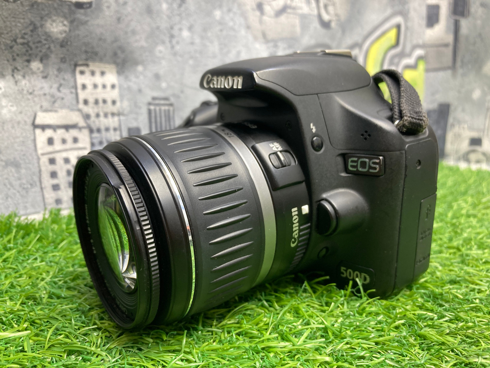 Canon 500D Kit 18-55mm 3.5-5.6 ll (16.500 кадров)