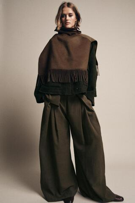 ZARA КОРОТКАЯ НАКИДКА ИЗ ШЕРСТИ С БАХРОМОЙ, СВЕТЛО-КОРИЧНЕВЫЙ