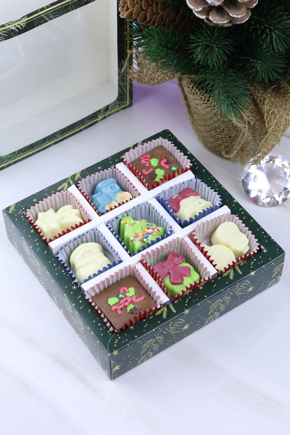 Набор 9 новогодних конфет Набор 9 новогодних конфет