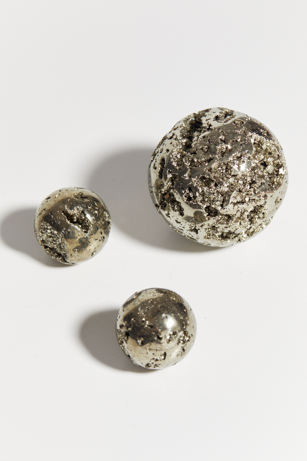 Шар из пирита M