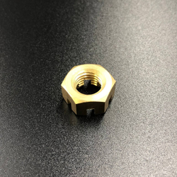 Гайка крепления гребного винта Tohatsu 9.9-30 (Omax)