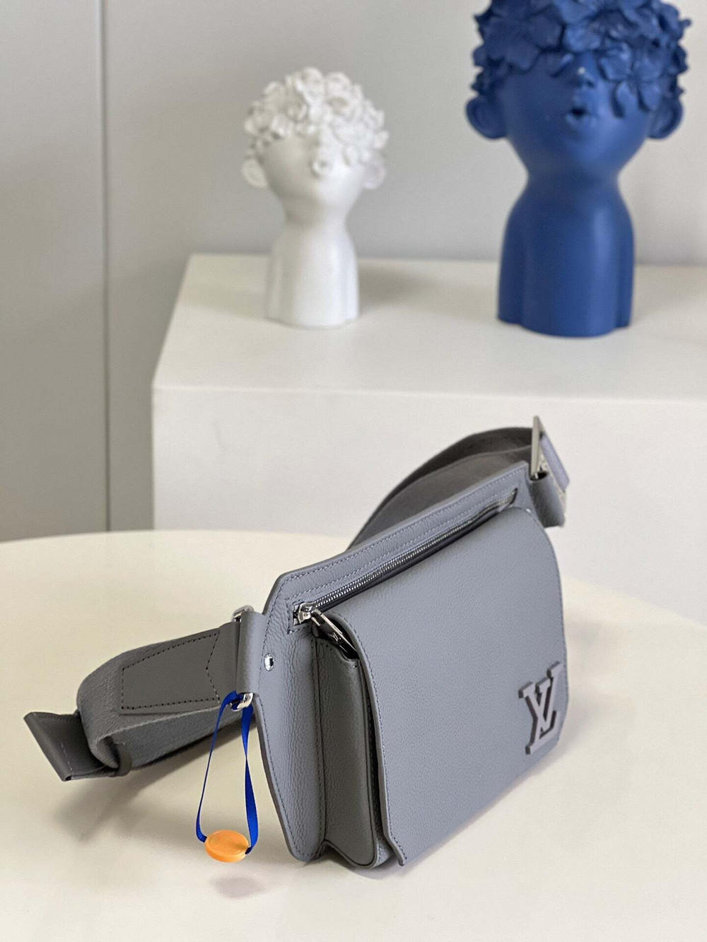 Louis Vuitton New Sling