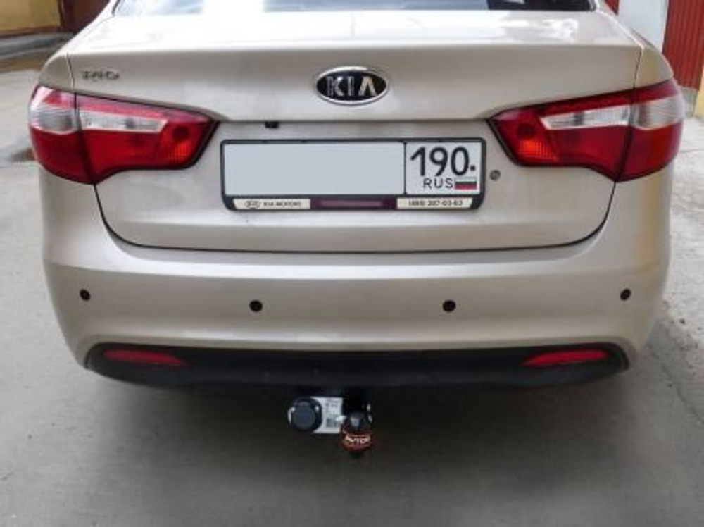 Фаркоп для Kia Rio седан (2011-2017) (без электрики) (паспорт и сертификат) AvtoS.KI22